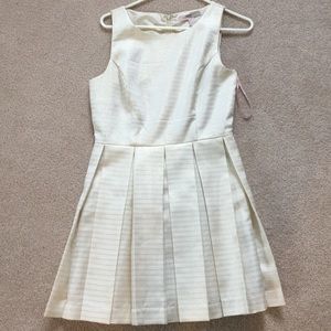 Forever 21 Contemporary White and Gold Dress